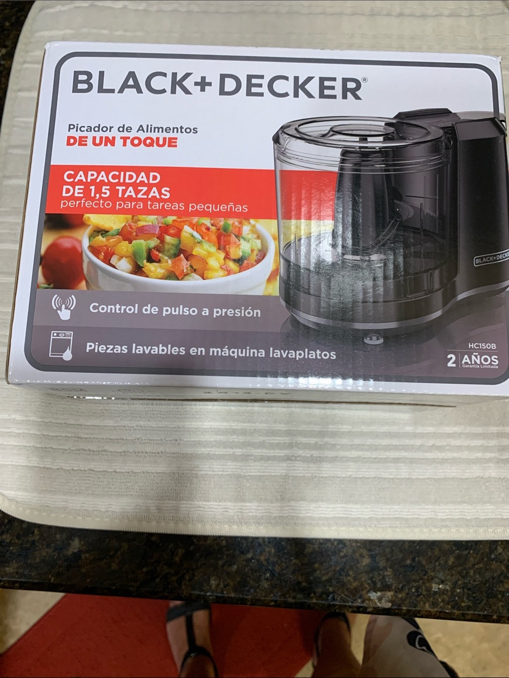 Black & Decker Compact Food Chopper in Black